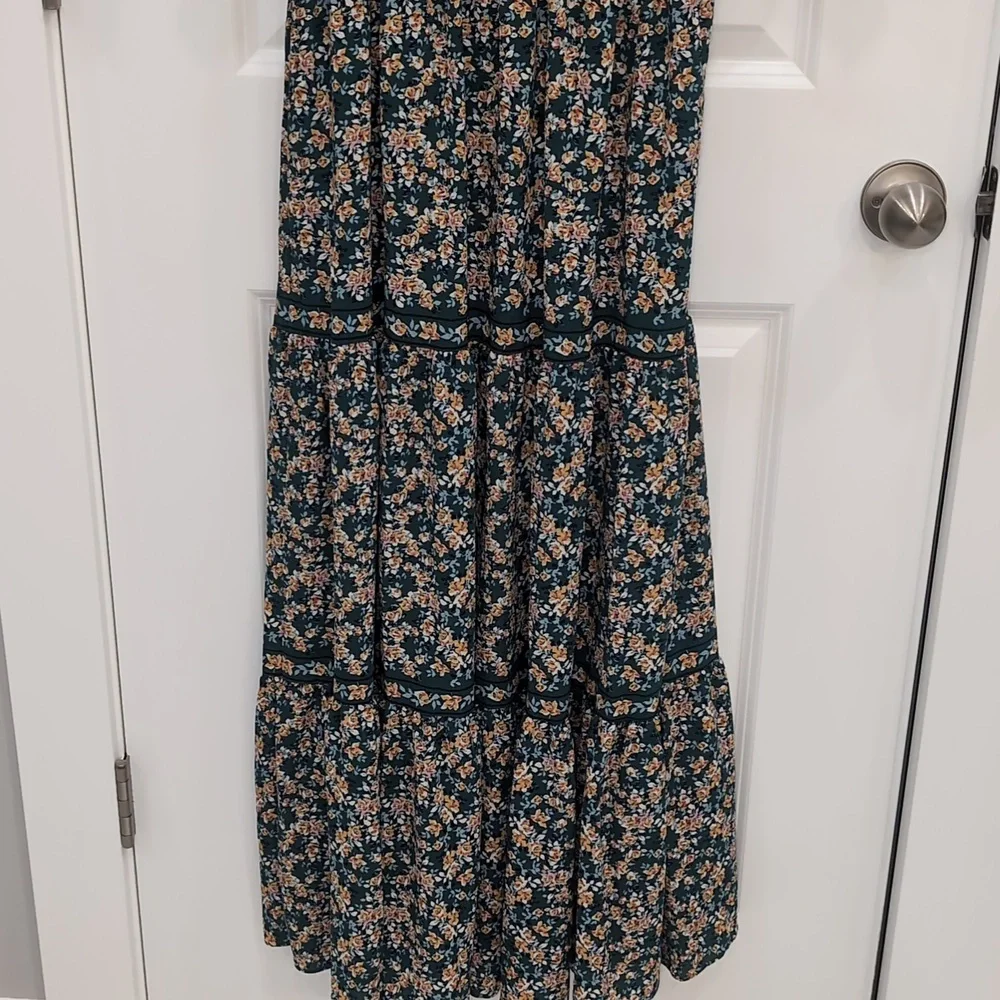 Floral Dress - Picture 9 of 9